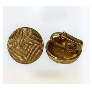 Avon Vintage Gold Tone Round Textured .5” Clip On Earrings
